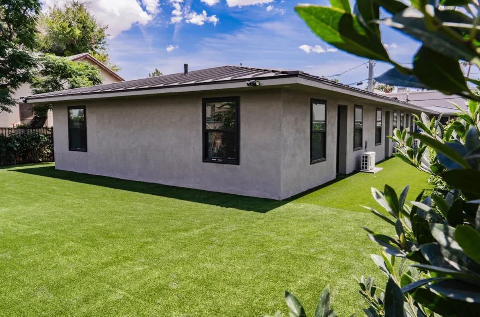 Las Vegas Apartment: 715 S 3rd St