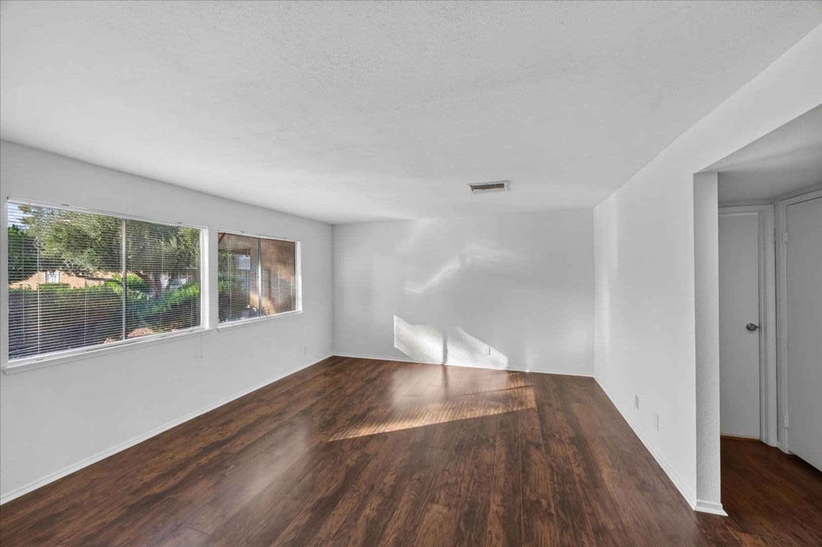 Las Vegas Townhome: 2454 Paradise Village Way