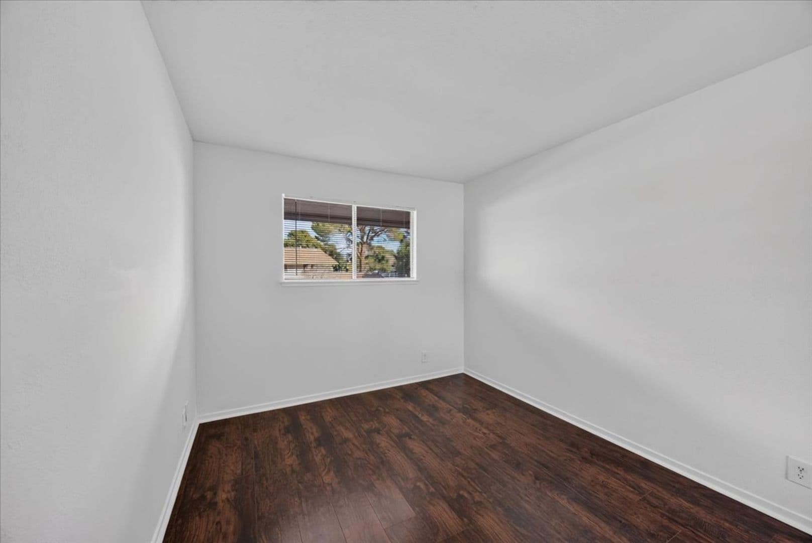 Las Vegas Townhome: 2454 Paradise Village Way