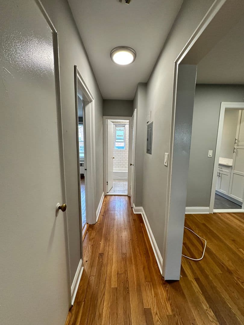 Ossining Apartment: 87 South Highland Avenue