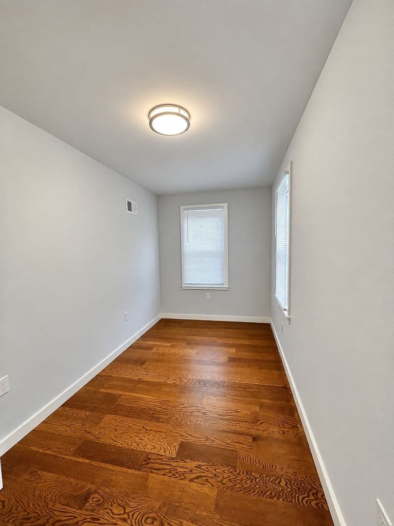 Mamaroneck Apartment: 615 Hall Street