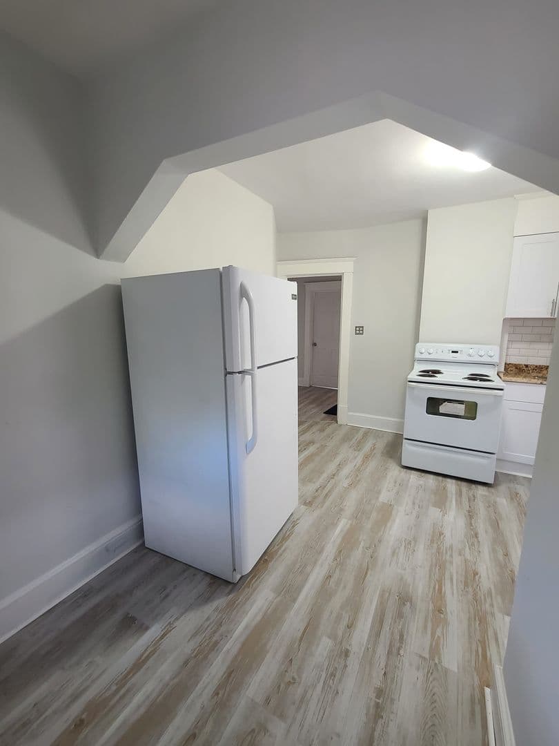 White Plains Apartment: 443 Main Street