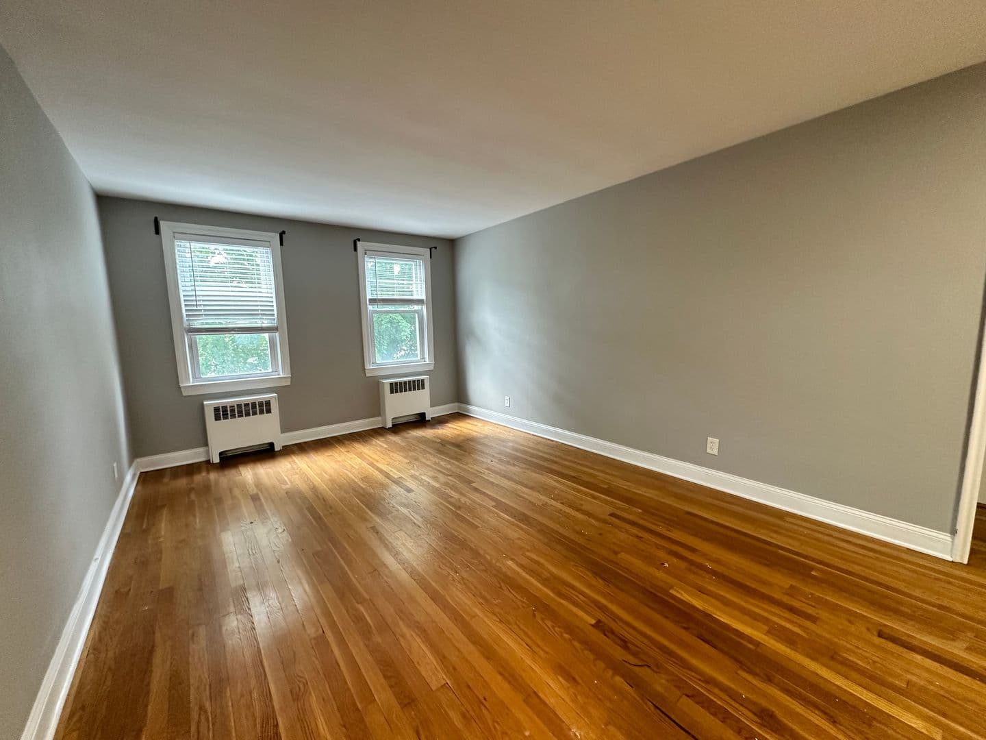 Ossining Apartment: 87 South Highland Avenue