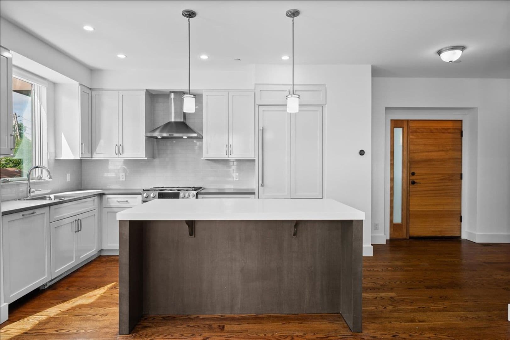 Mamaroneck Apartment: 422 E Boston Post Road