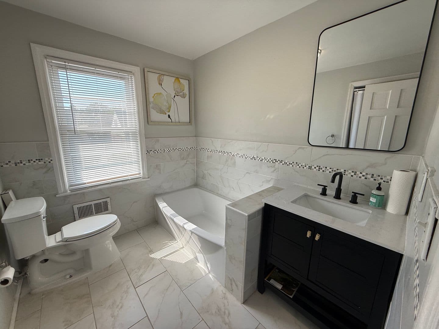 Valley Stream House: 5 Woodland Rd