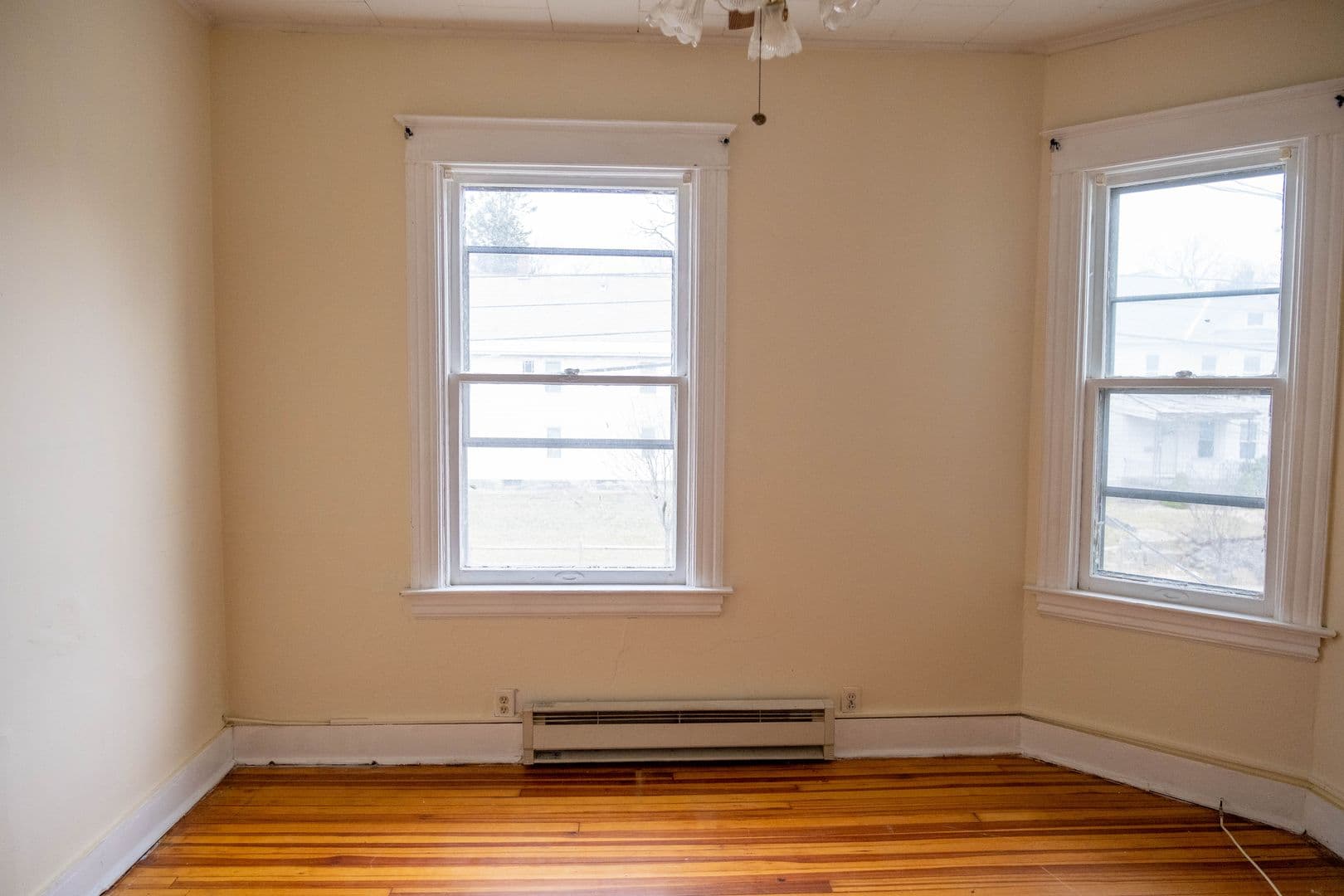 Schenectady Apartment: 1030 Eastern Avenue