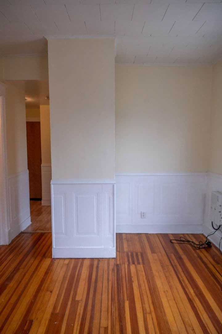 Schenectady Apartment: 1030 Eastern Avenue