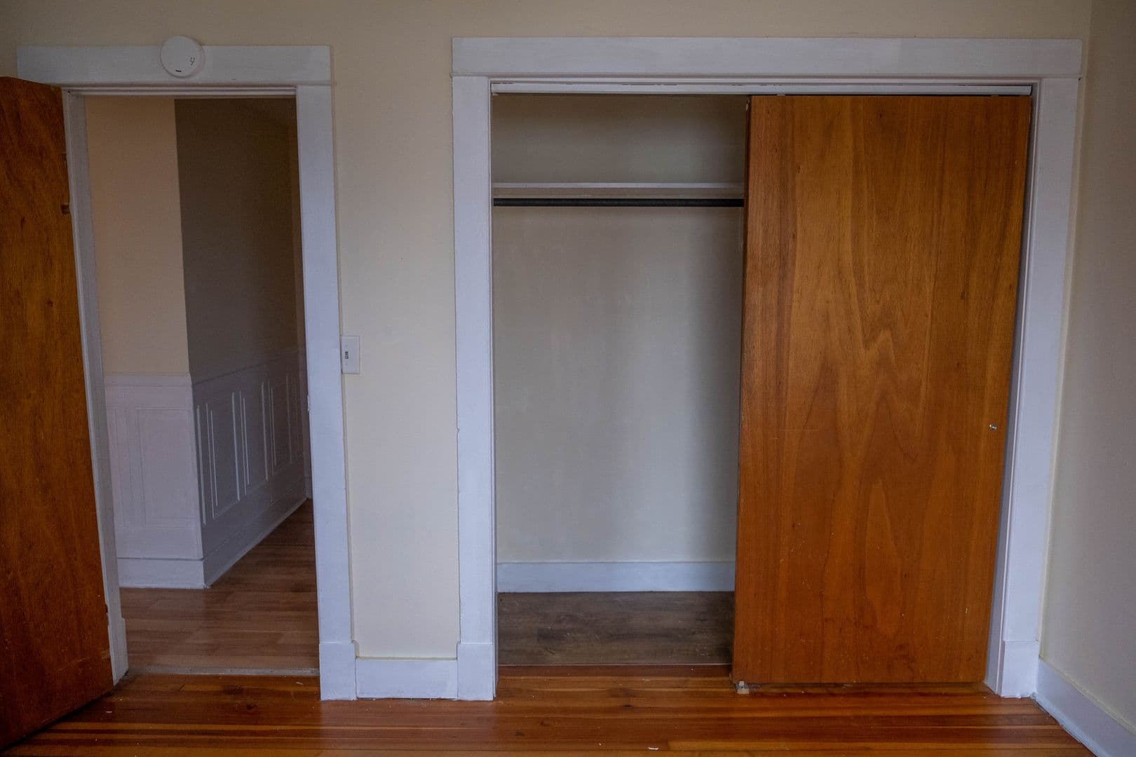 Schenectady Apartment: 1030 Eastern Avenue