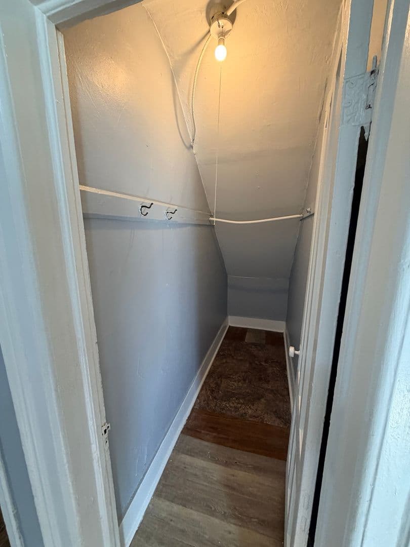 Syracuse Apartment: 1321 N State Street