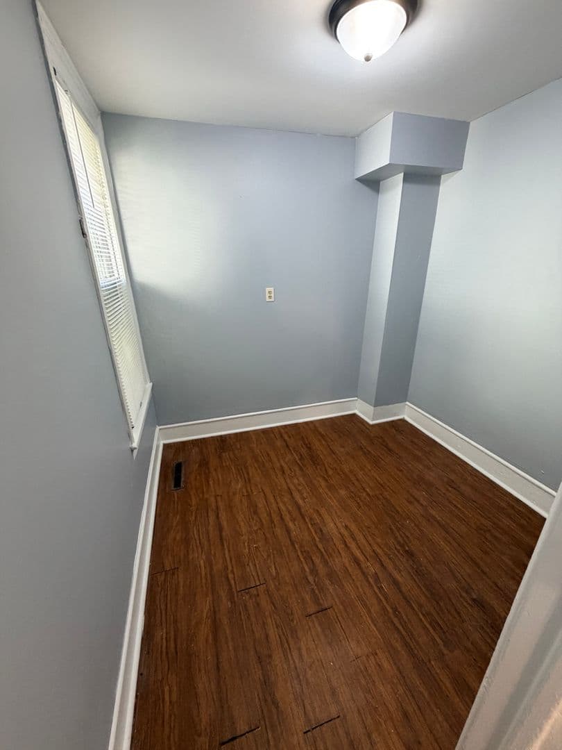 Syracuse Apartment: 1321 N State Street