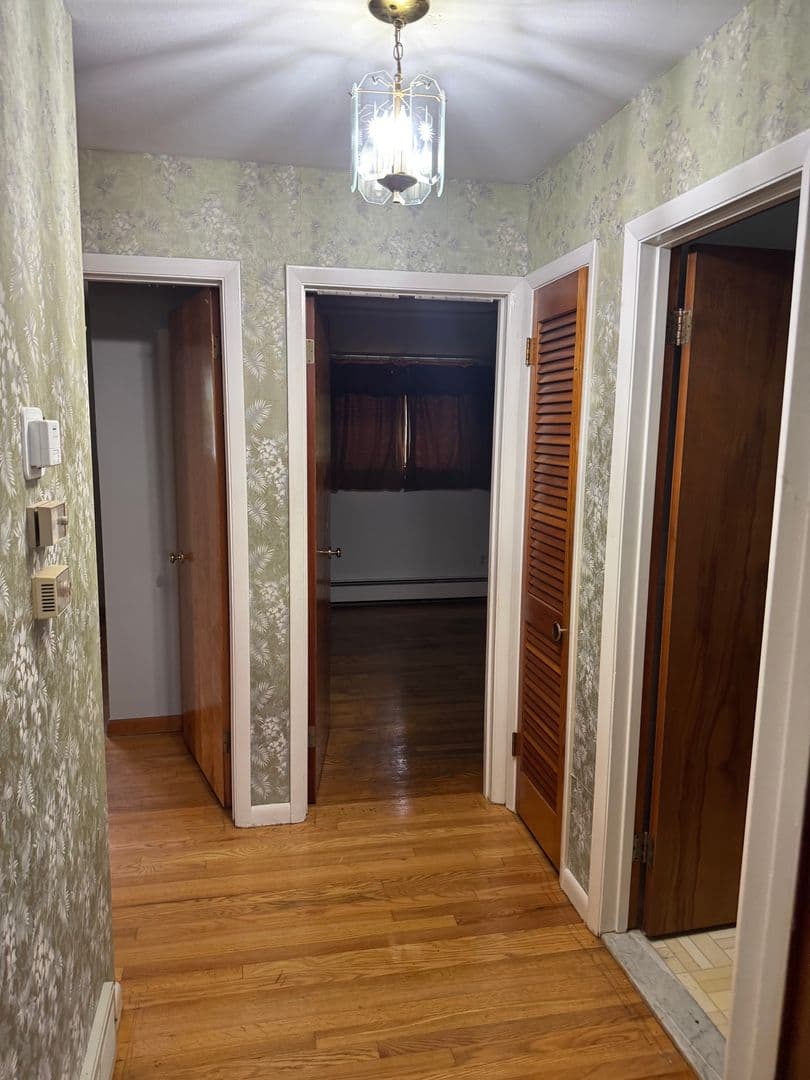 Liverpool House: 5047 West Taft Road