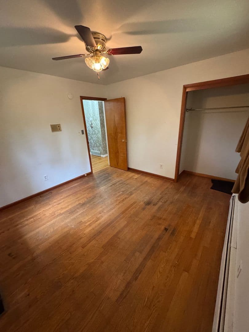Liverpool House: 5047 West Taft Road