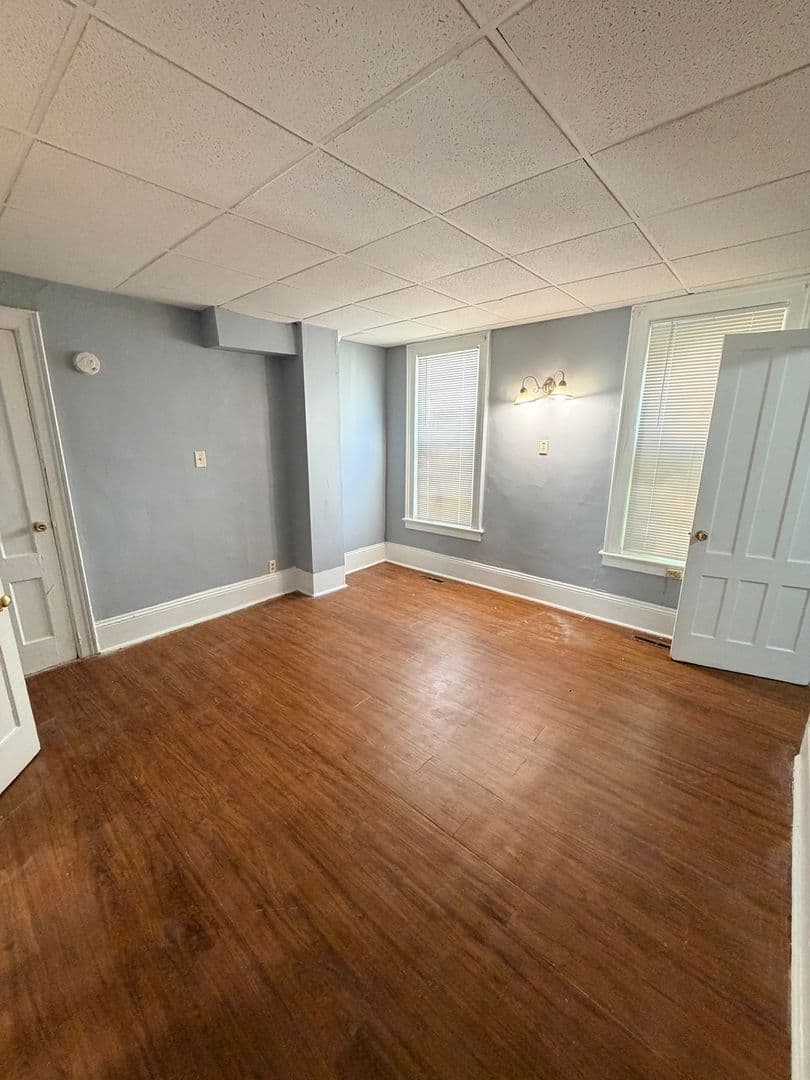 Syracuse Apartment: 1321 N State Street