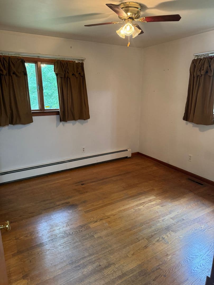 Liverpool House: 5047 West Taft Road