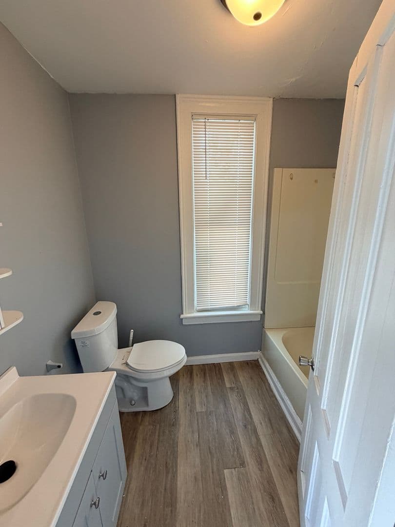 Syracuse Apartment: 1321 N State Street