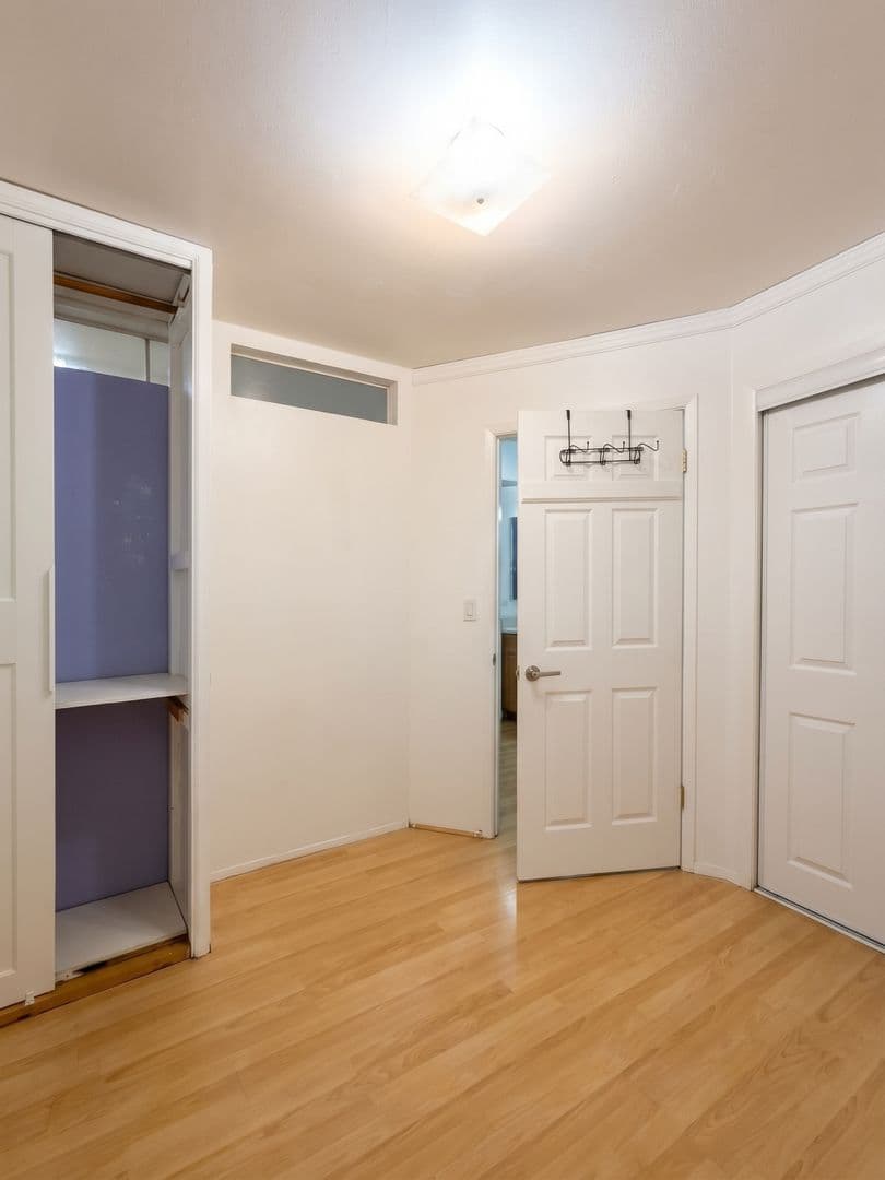 Brooklyn Apartment: 1031 41st St