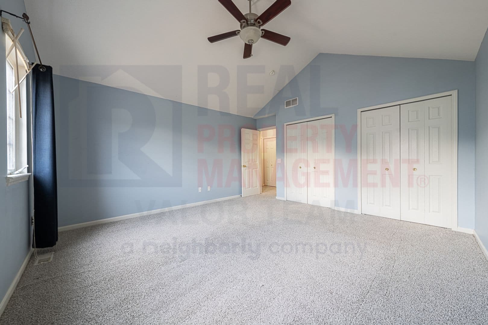 Akron House: 345 Teal Cir,