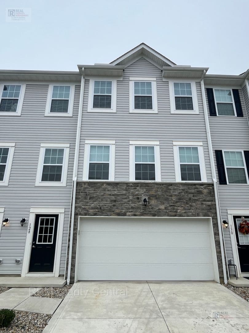 Etna House: 128 Coyote Willow Dr