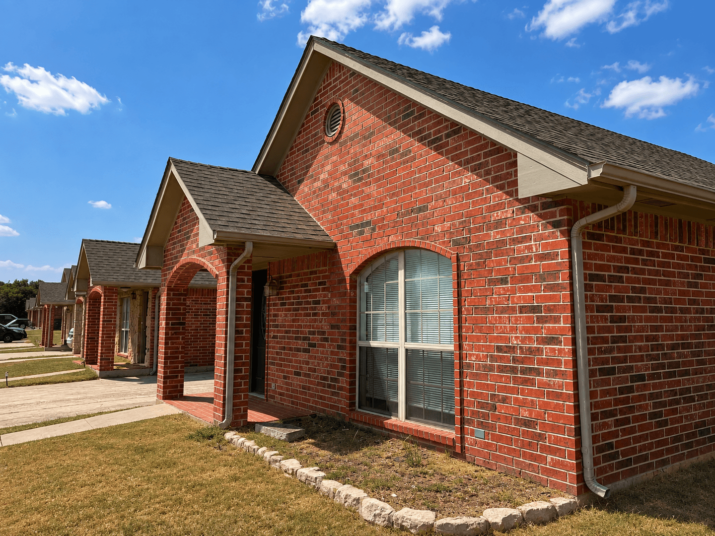 Del City Apartment: Woodring ~ B ~