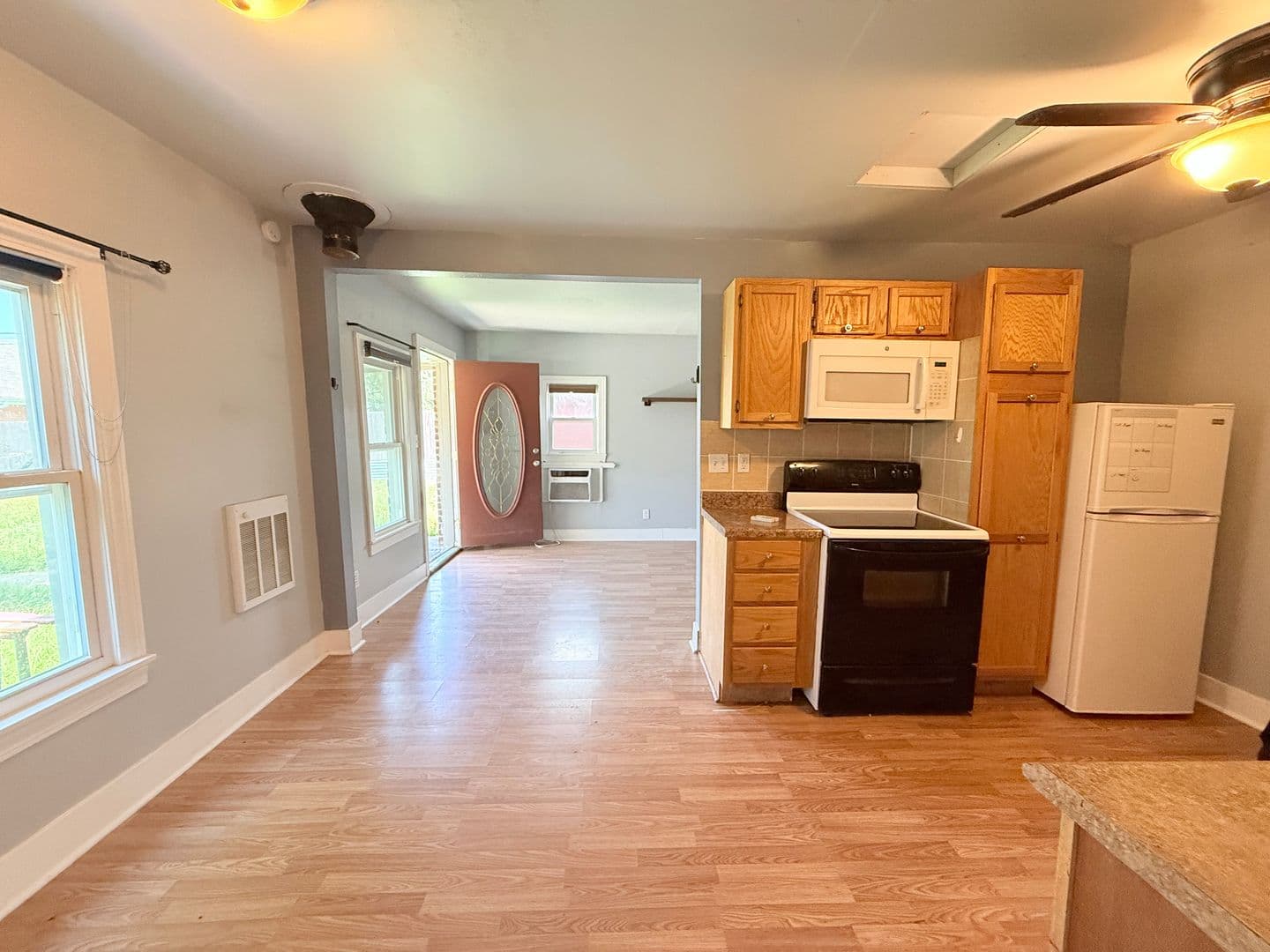 Tulsa House: 209 S Quebec Ave