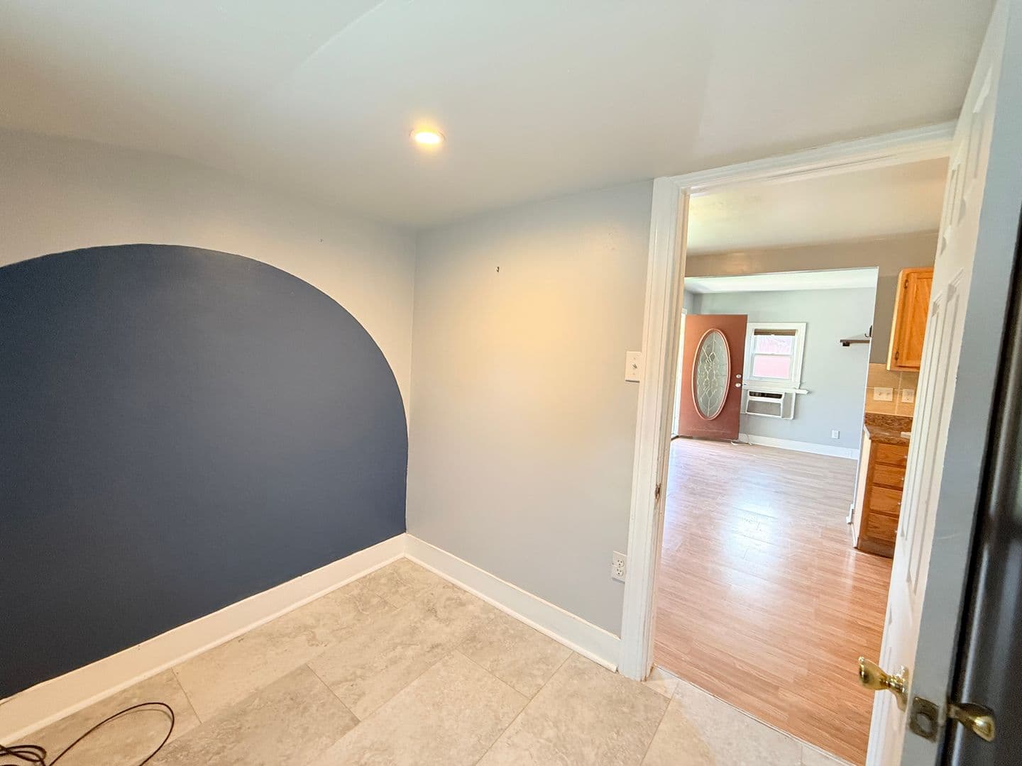 Tulsa House: 209 S Quebec Ave