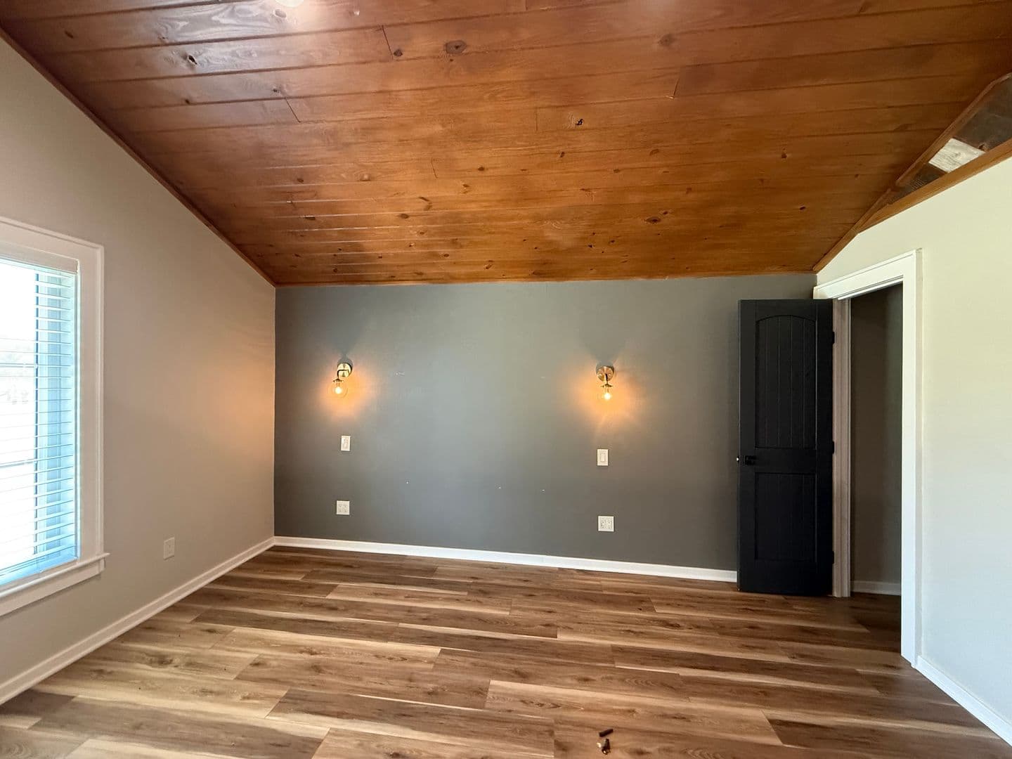 Skiatook House: 14794 Lake Rd