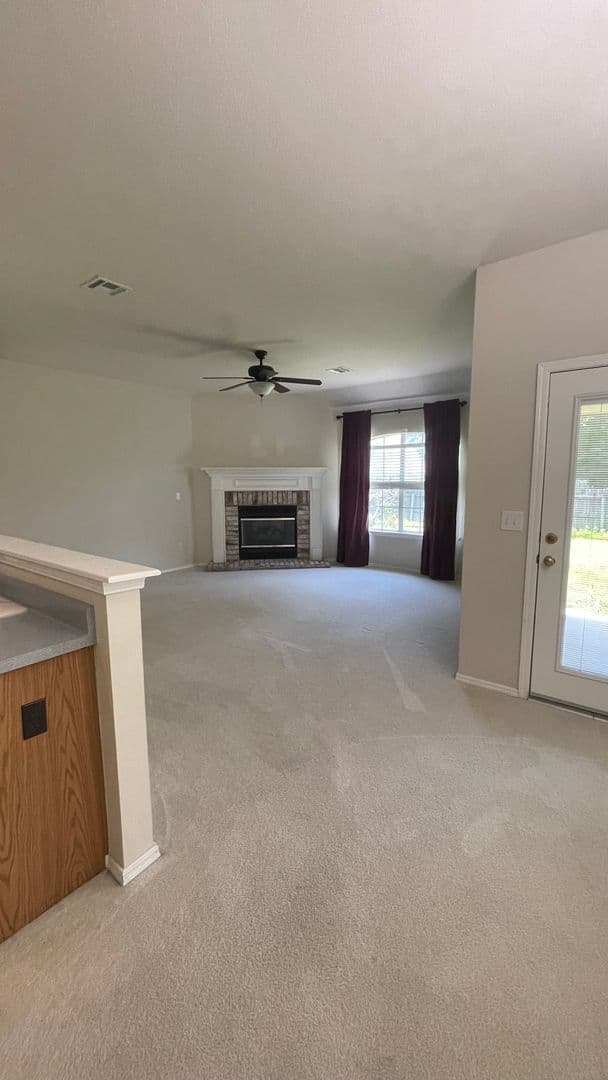 Broken Arrow House: 19910 E 46th St S