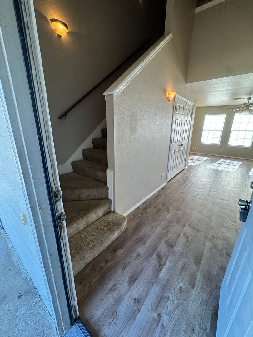 Catoosa House: 2917 Creekside Dr