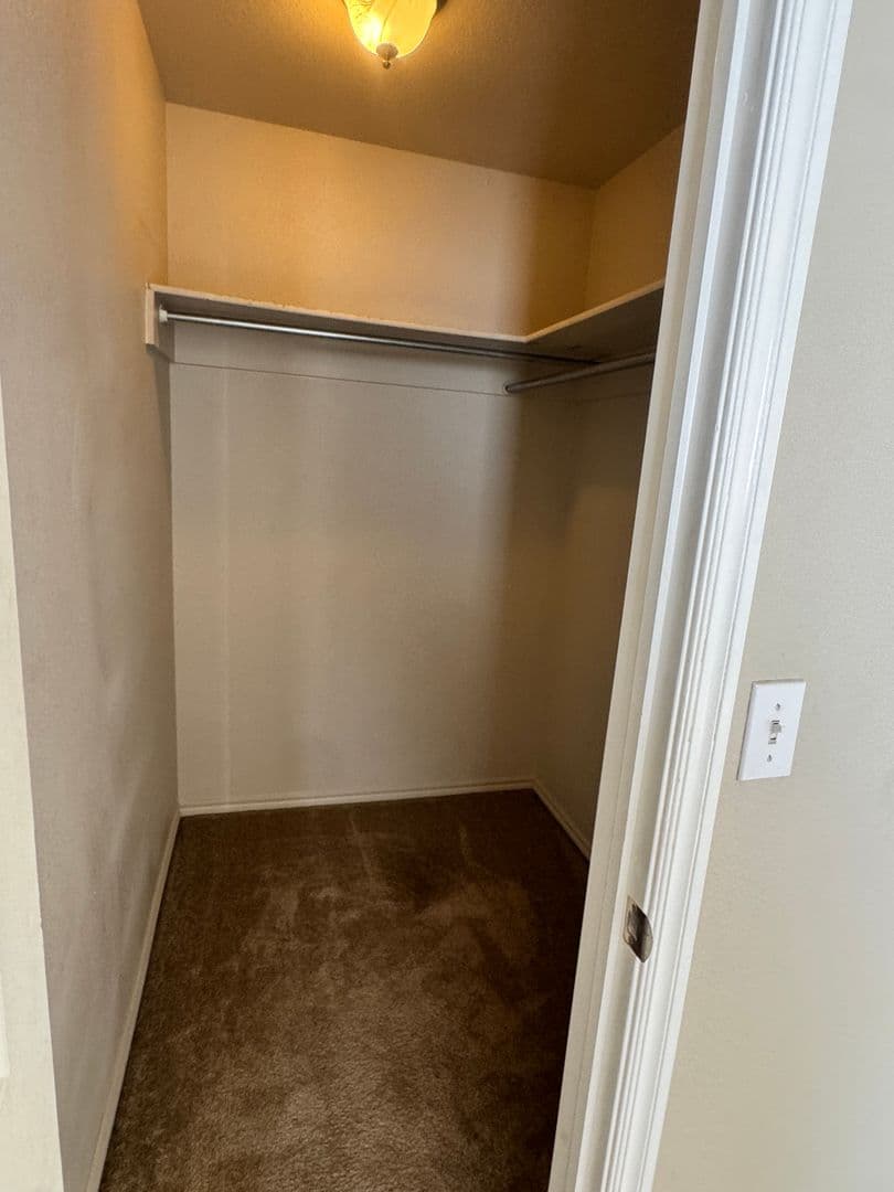 Catoosa House: 2917 Creekside Dr