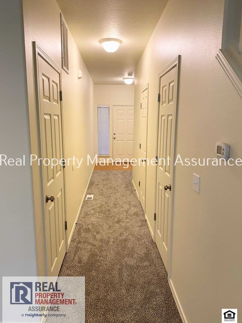 Beaverton Townhome: 17555 SW Rose Petal Lane