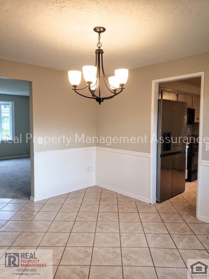 Aloha House: 20490 SW Vienna Drive