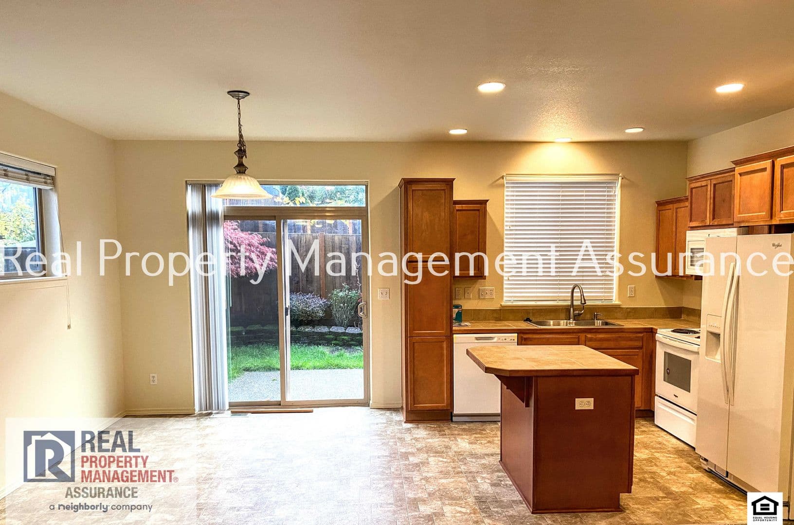 Beaverton Townhome: 17555 SW Rose Petal Lane