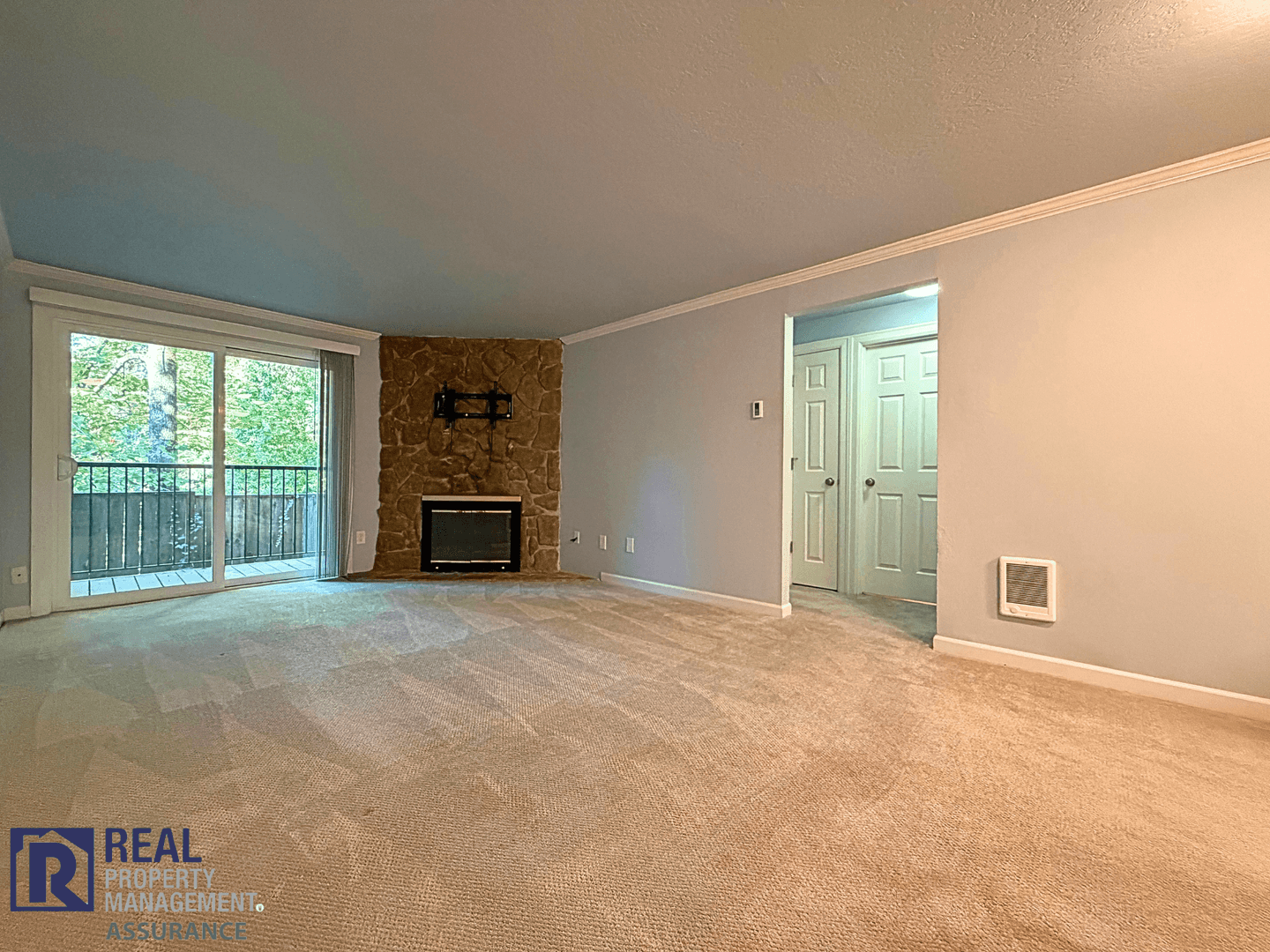 Portland Condo: 2680 SW 87th Ave