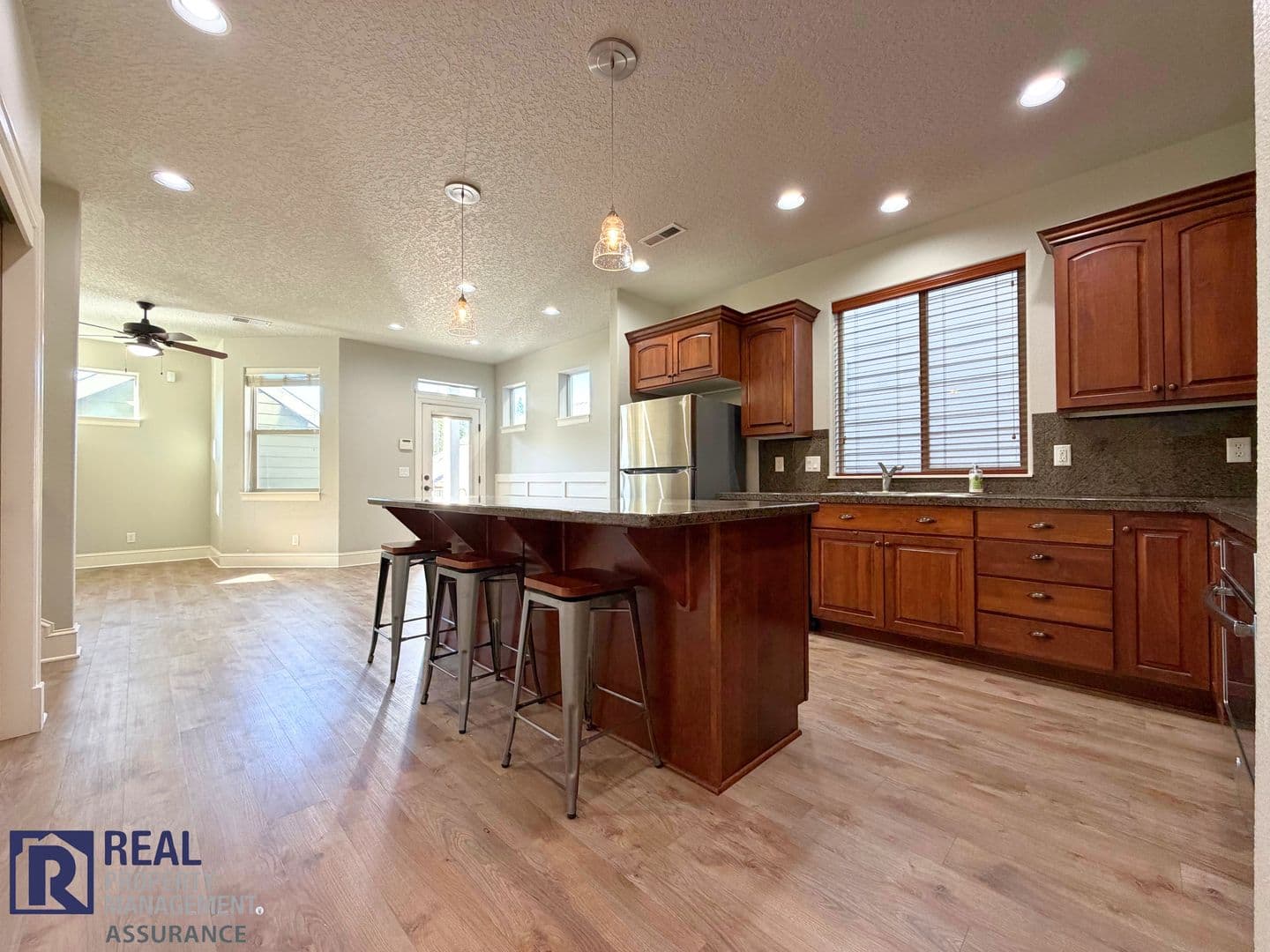 King City House: 17423 SW Montague Way