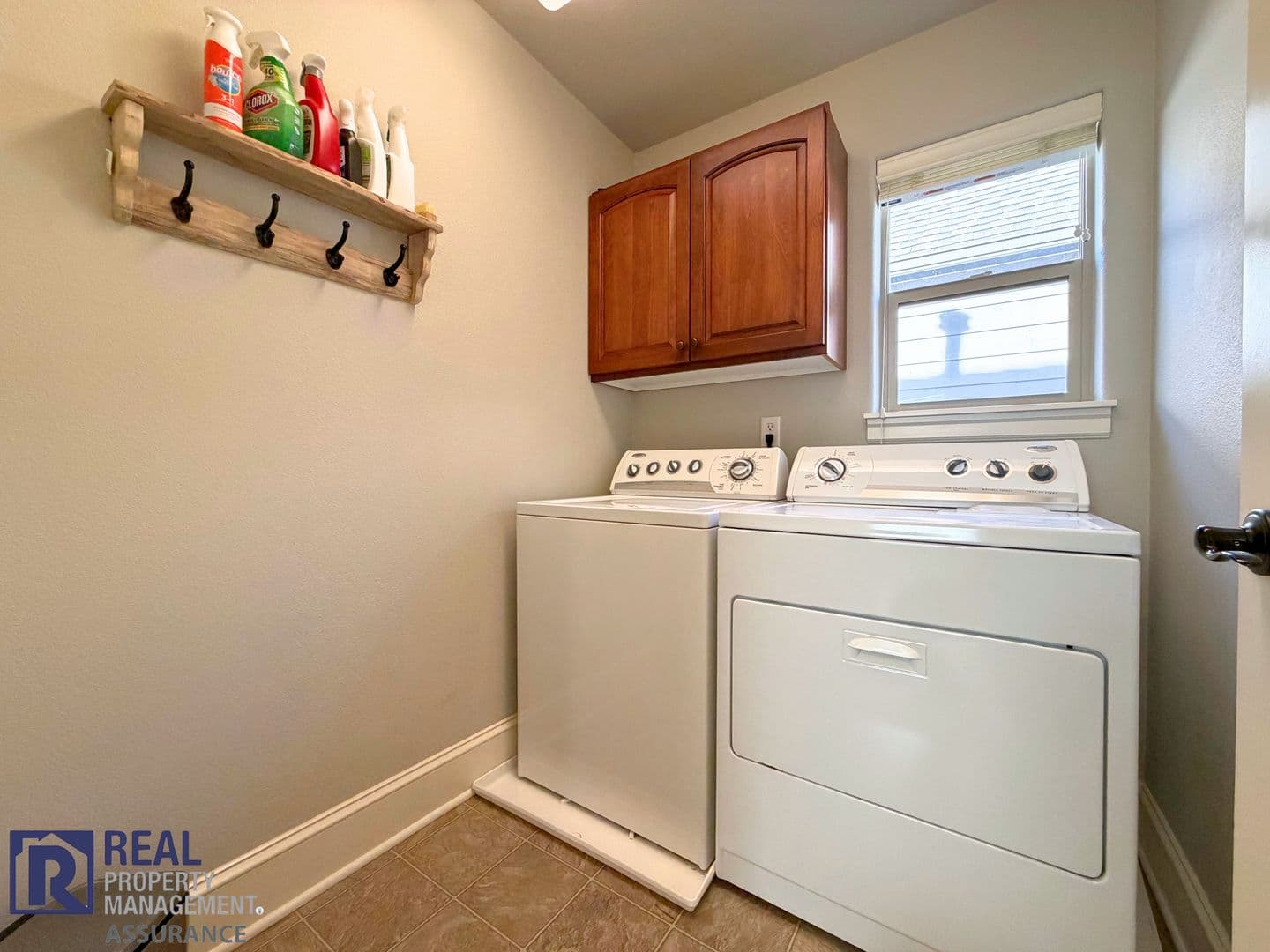 King City House: 17423 SW Montague Way