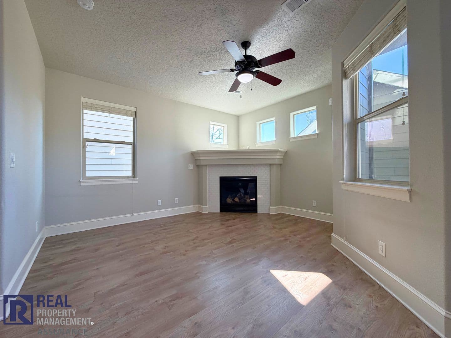 King City House: 17423 SW Montague Way