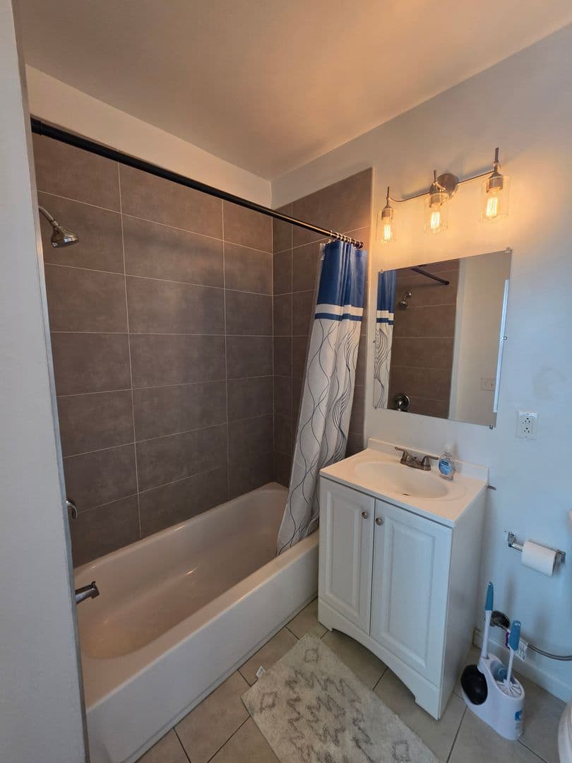 Philadelphia House: 2334 N Carlisle Street