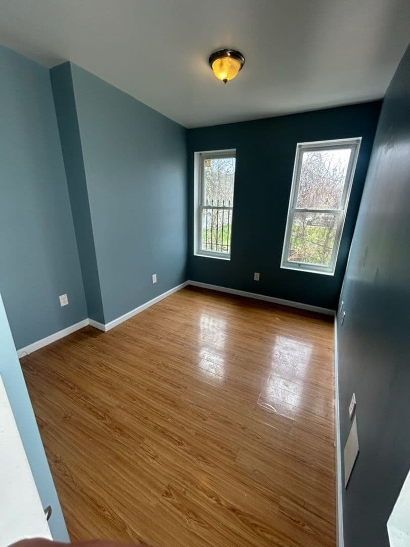 Philadelphia House: 2334 N Carlisle Street