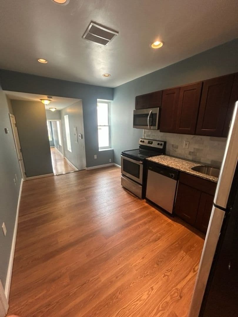 Philadelphia House: 2334 N Carlisle Street