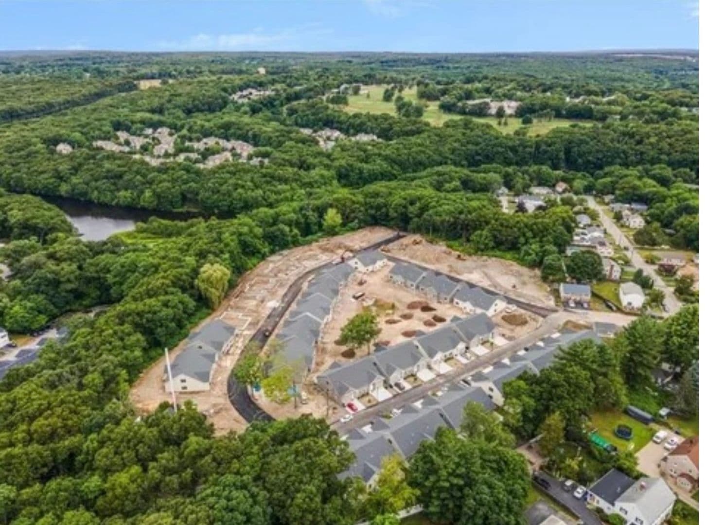West Warwick Apartment: 32 - 34 West Valley Circle