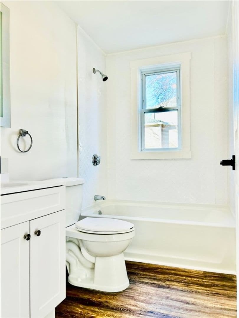 Woonsocket Apartment: 34 Rutland Street