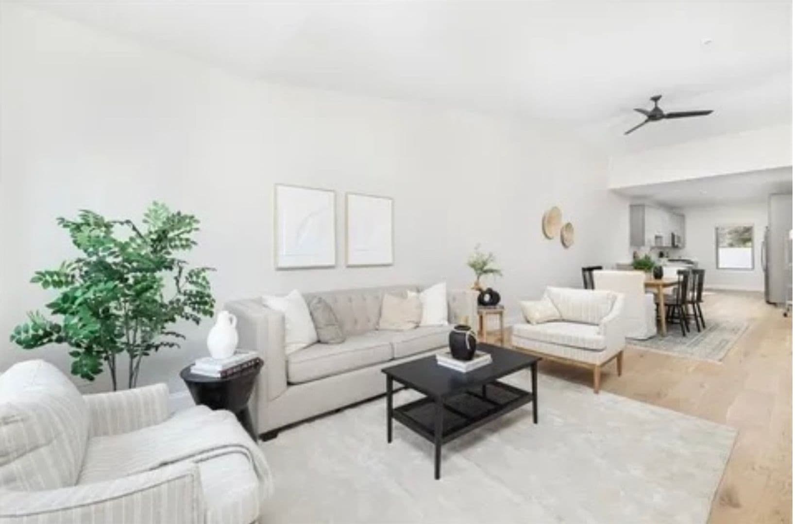 West Warwick Apartment: 32 - 34 West Valley Circle