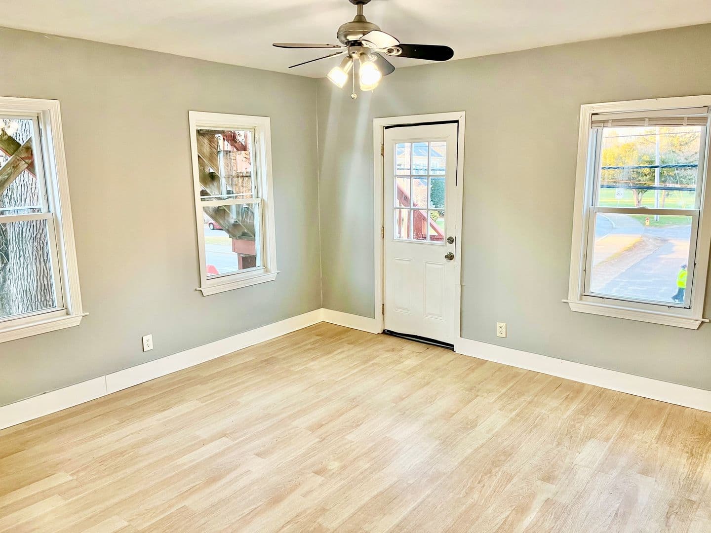 Attleboro Apartment: 19 Mechanic Street