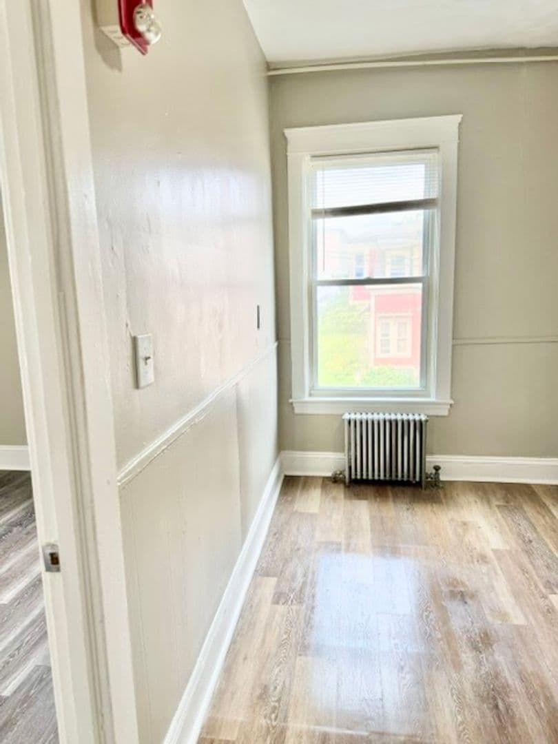 Pawtucket Apartment: 161 Montgomery Street - Unit 4