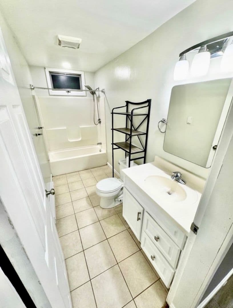 Providence Apartment: 77-79 Vandewater Street