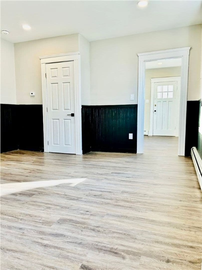 Woonsocket Apartment: 34 Rutland Street