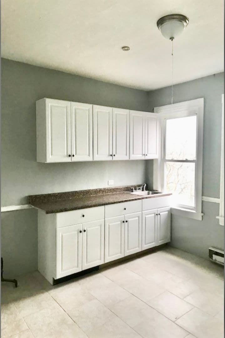Providence Apartment: 84 Harold Street