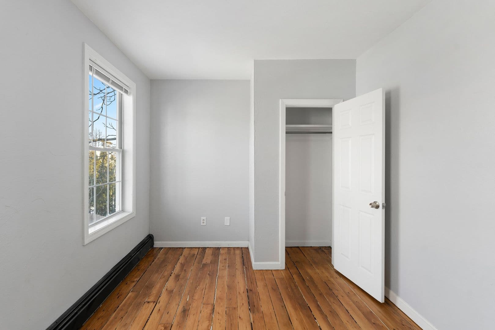 Providence Apartment: 132-134 DePasquale Avenue