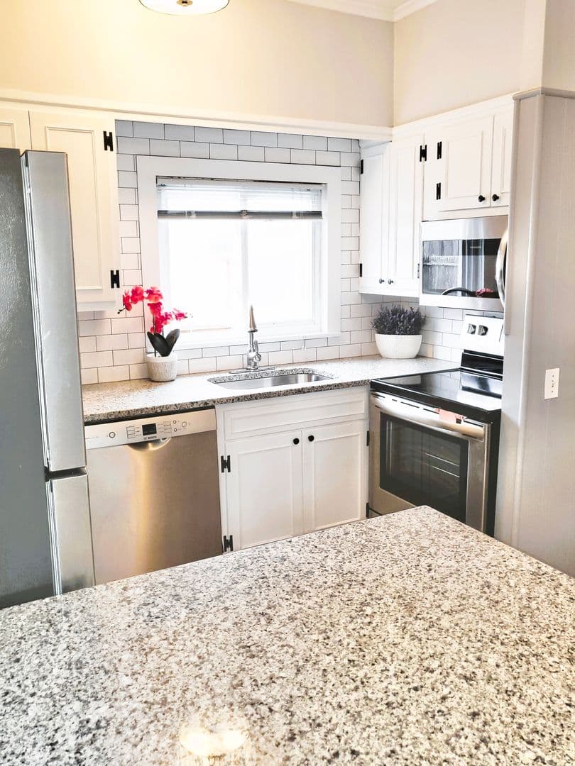 Providence Apartment: 50-52 East George Street