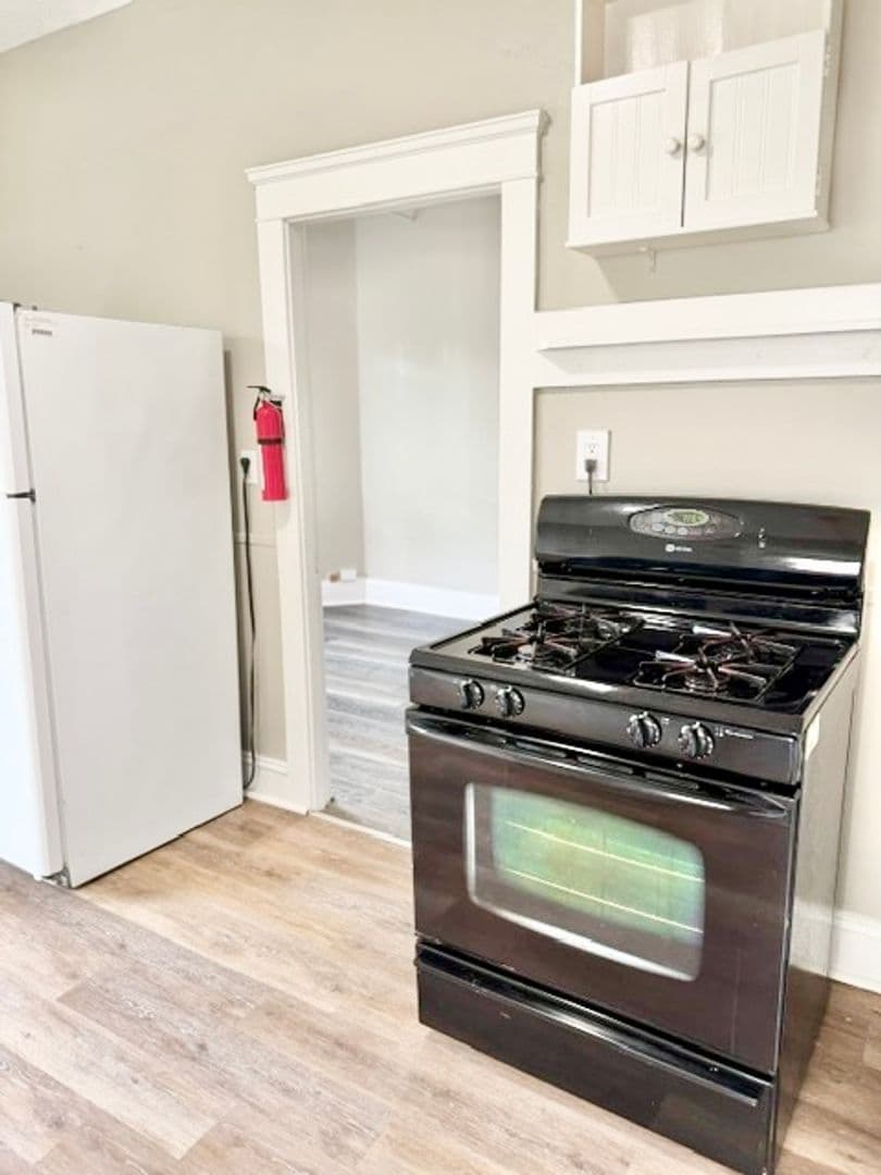 Pawtucket Apartment: 161 Montgomery Street - Unit 4